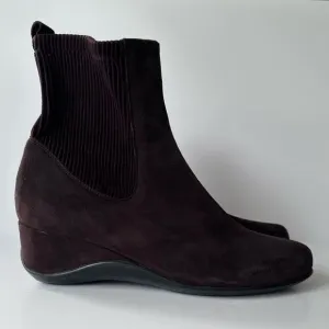 Aquatalia Brown Suede Low Wedge Ankle Boots Size 5.5