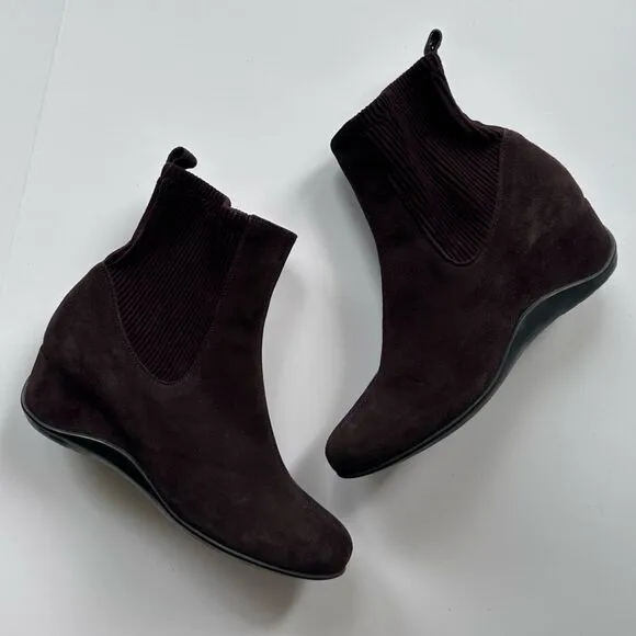 Aquatalia Brown Suede Low Wedge Ankle Boots Size 5.5