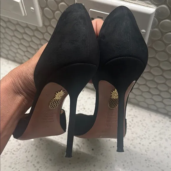 Aquazzura Elegant Black Stiletto Heel