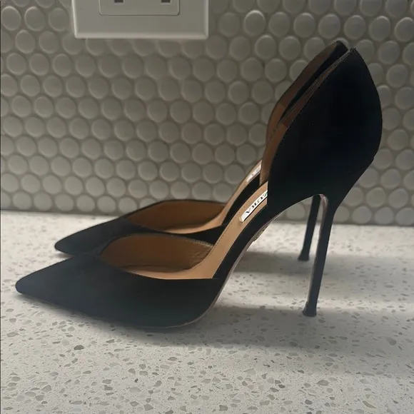 Aquazzura Elegant Black Stiletto Heel