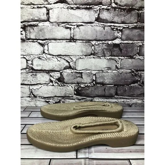 Arcopedico Beige Tan Mesh Knit Fabric Slip On Loafers Shoes Women Sz 41EU/10M US