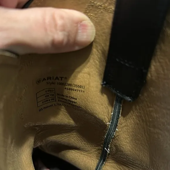Ariat Men’s‎ Black Heritage Roper Boots
