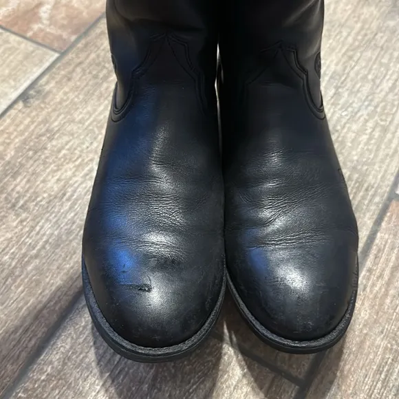 Ariat Men’s‎ Black Heritage Roper Boots