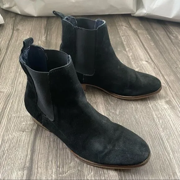 ASOS House of Hounds Keats Black Suede Chelsea Boots