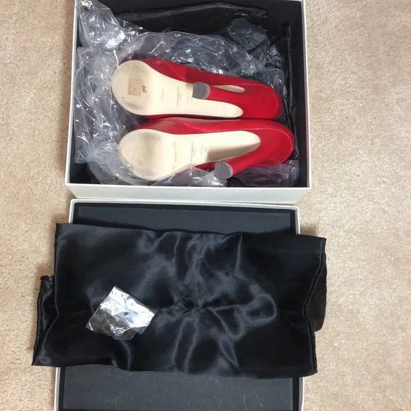 Authentic YSL classic PALAIS leather platform pump