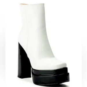 Azalea Wang Black and White Platform High Heel Boots