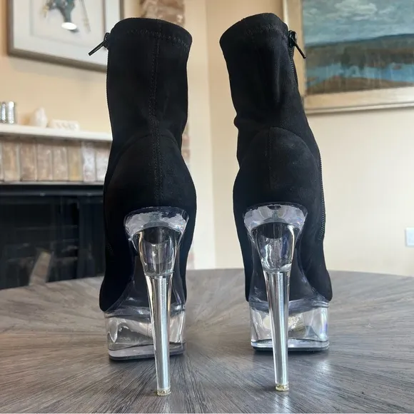 Azalea Wang Clear Acrylic Platform Bootie with Black Suede Upper 7.5