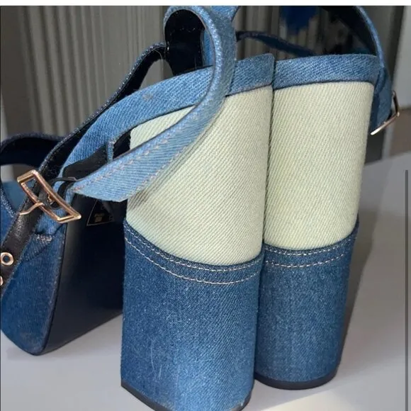 Azalea Wang Women's Blue and Navy Sandals