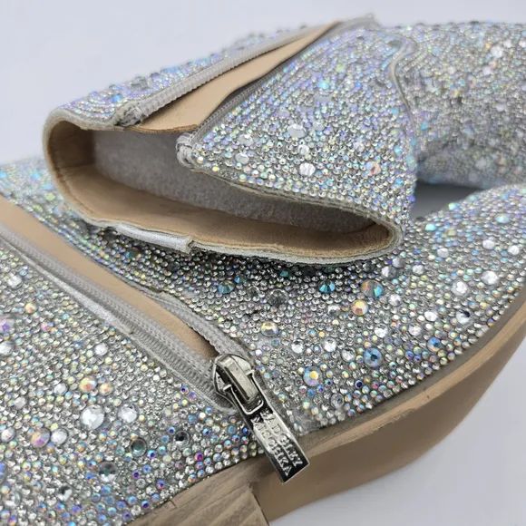 Badgley Mischka Girls’ Sparkly Cowgirl Boots, Silver Rhinestones