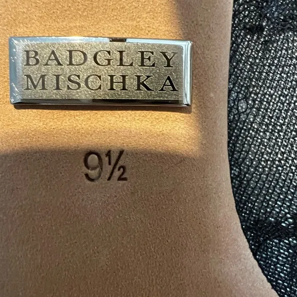 Badgley Mischka - Glowing Lace Evening Boot in Black