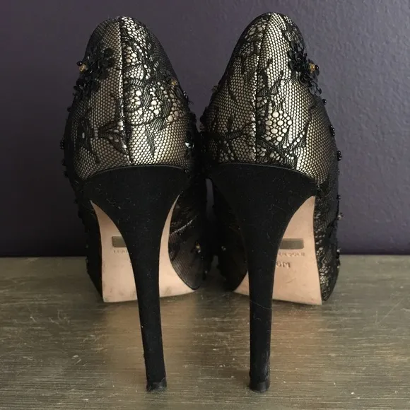 Badgley Mischka Women’s Stella Black Lace Embellished Heels Open Toe size 6 EUC