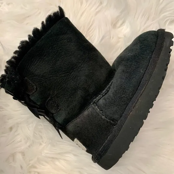 Bailey Bow II Toddler Ugg Boots Size 9 Black