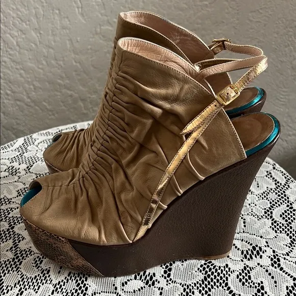 Baldan Tan Peep-Toe Wedge Sandals
