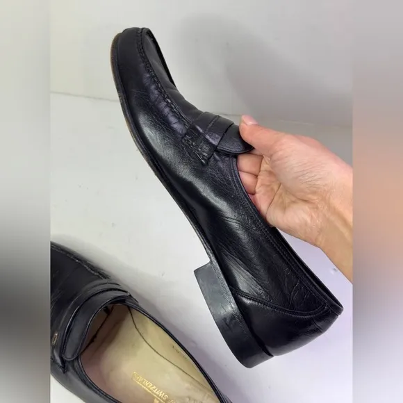 Bally of Switzerland Black Leather Loafers Men’s Shoes Sz 10 Medium MSRP:$349.95
