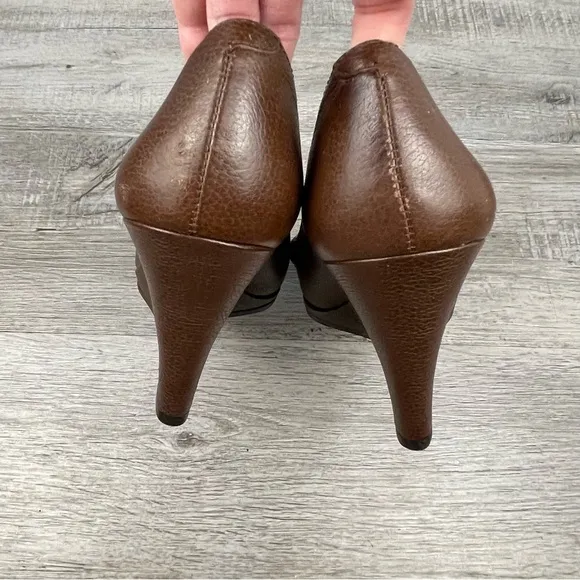 Banana Republic Dark Brown Leather Pia Wedges Size 9.5