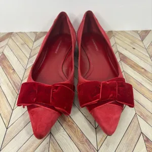 Banana Republic| women’s Ballet flat Elegant bow pointy toe Red suede sz 8.5