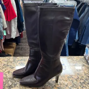 Bass-Venice Size 5 Women's 3&quot; Heel Brown Vinyl 15&quot; Boots
