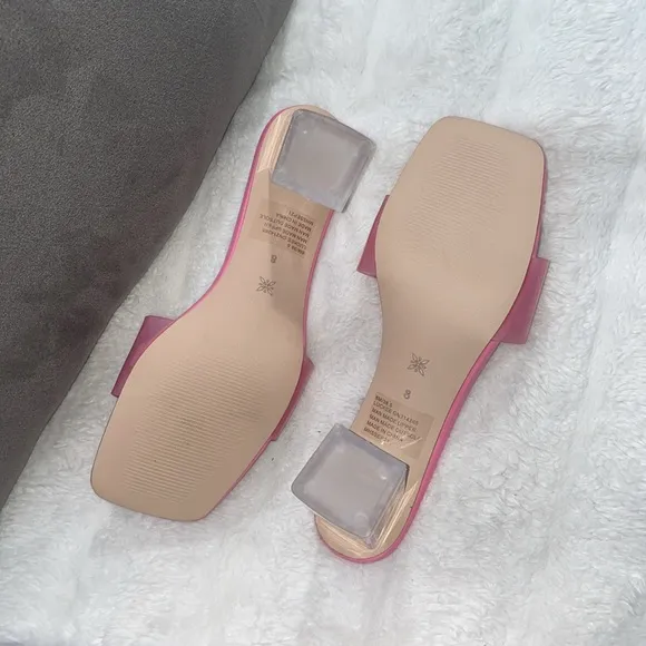 BCBGeneration Womens Luckee Pink Slip On Square Toe Block Heel Shoes NWOB