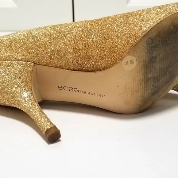 BCBGeneraton, Glitter Gold Peep Toe 3 1/2&quot; Heel Shoes Size 6
