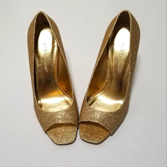 BCBGeneraton, Glitter Gold Peep Toe 3 1/2&quot; Heel Shoes Size 6
