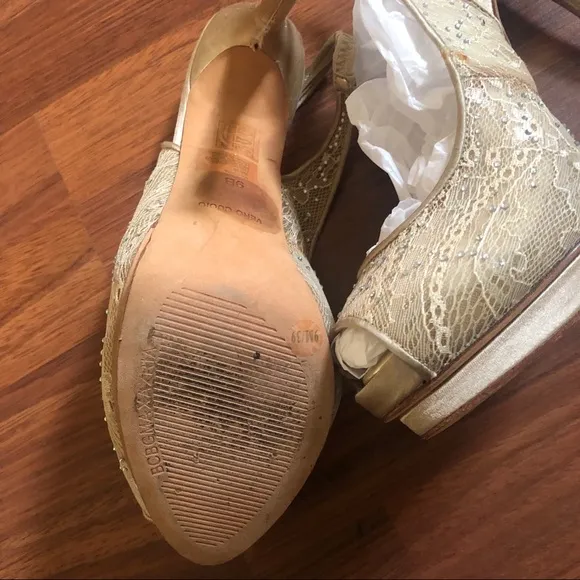 BCBGMaxAzria Fennel Peep Toe Lace Slingback Heel  Shoes Size 9