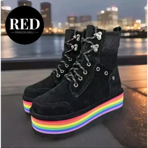 Bearpaw Retro Alicia Rainbow Platform Boots - Women's Size 7 - NEW!!