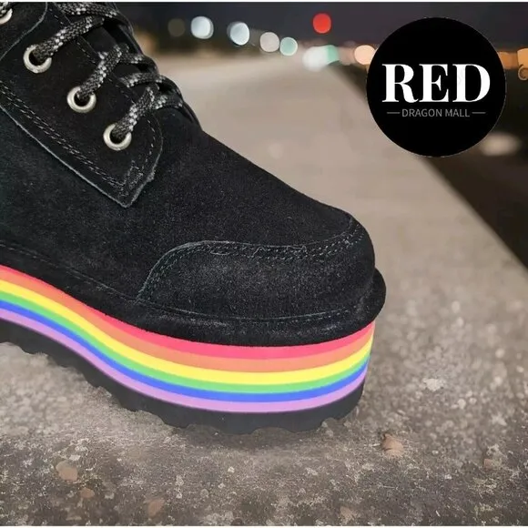 Bearpaw Retro Alicia Rainbow Platform Boots - Women's Size 7 - NEW!!