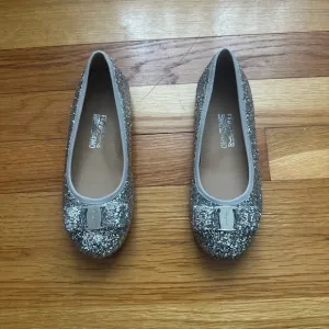 Beautiful girls Ferragamo Silver Glitter Ballet Flats with Bow, size 13
