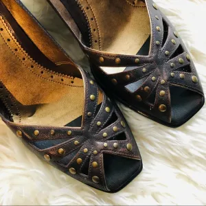 Beautiful Studded Surface Distress Leather Peep toe Wedge Heel Shoes Size 10