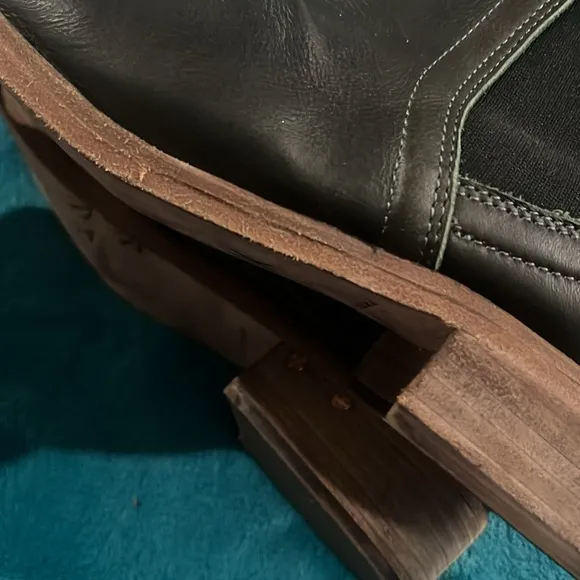 Beek Boots Black Leather Size 7