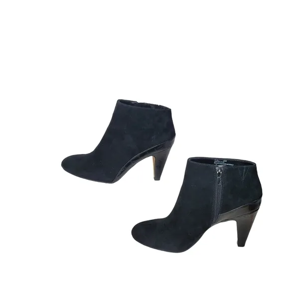 Bella Vita Brennan Bootie, Women's Black Suede Leather Heel Ankle Boots Sz 9