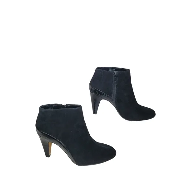 Bella Vita Brennan Bootie, Women's Black Suede Leather Heel Ankle Boots Sz 9