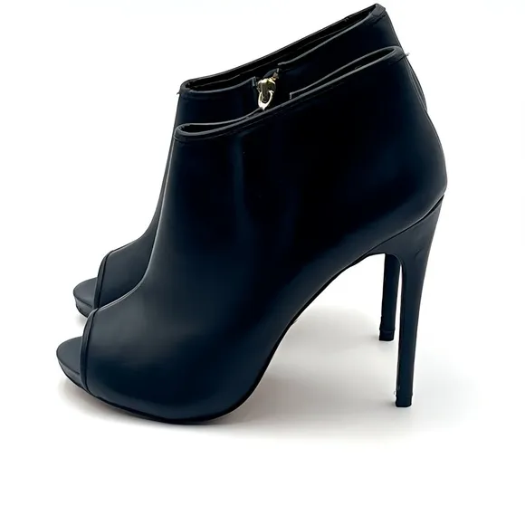 Betsey Johnson Y2K Sexy BLK Leather Marah Party Peep-Toe Stiletto Booties Sz 9.5