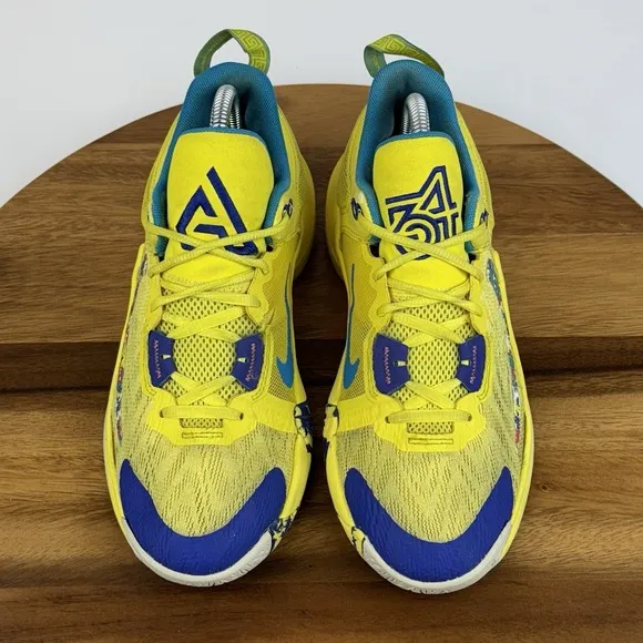 Big Kids Boys Nike Giannis Immortality 2 Yellow Strike Sneakers Shoes Size 5.5 Y