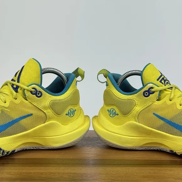Big Kids Boys Nike Giannis Immortality 2 Yellow Strike Sneakers Shoes Size 5.5 Y