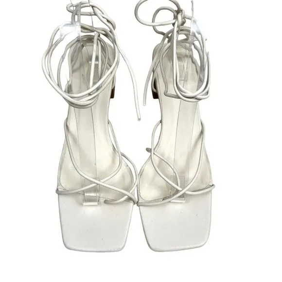 BILLINI Issa Sandal Strappy Lace Up Stacked Block‎ Heel Women Size 8