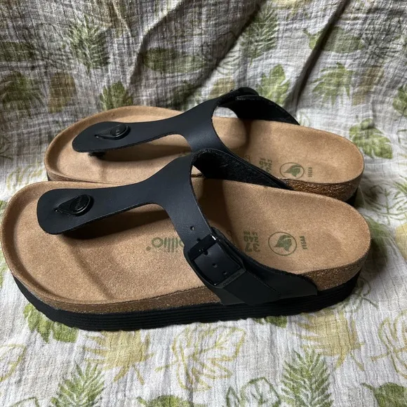 Birkenstock Gizeh Black Platform Sandals