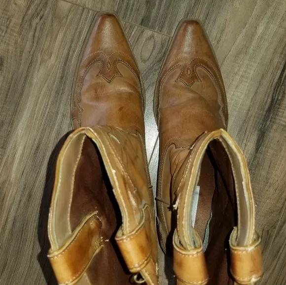 BKE Sole Cowgirl Boots