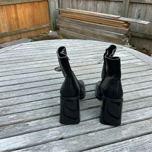 Black‎ Boots - Circus by Sam Edelman size 8.5 Layla