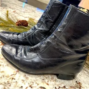 𝅺Black Leather men’s boots low heel zip Mid Calf Size 8 moto goth