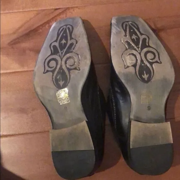 Black chain shoes