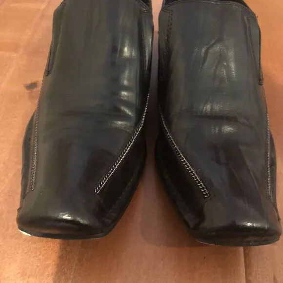 Black chain shoes