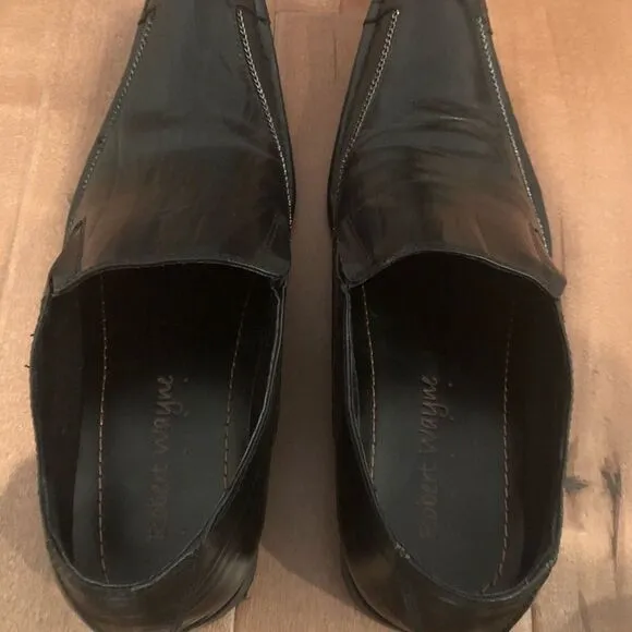 Black chain shoes