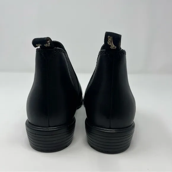Blundstone 2068 Women's Size 7 Low Heel Black Leather Boot