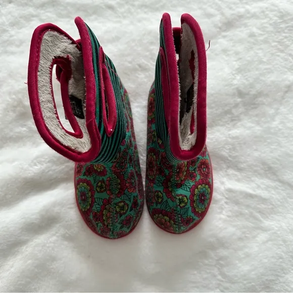 Bogs Baby Boots Pansy Stripe Toddler Size 8