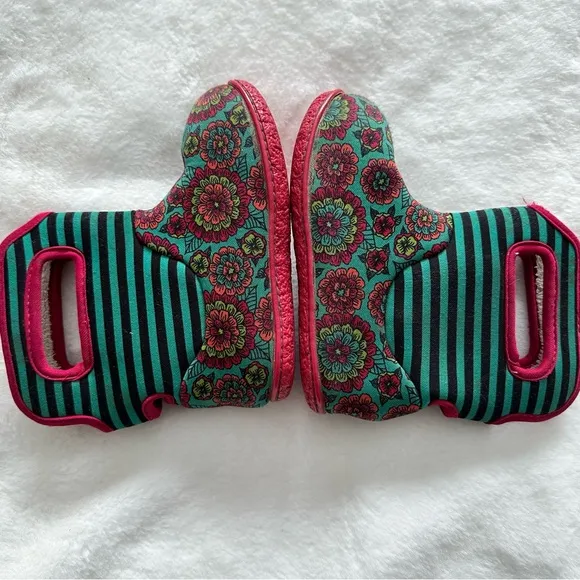 Bogs Baby Boots Pansy Stripe Toddler Size 8