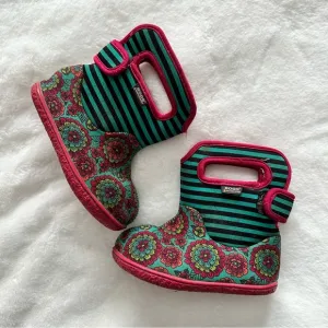 Bogs Baby Boots Pansy Stripe Toddler Size 8
