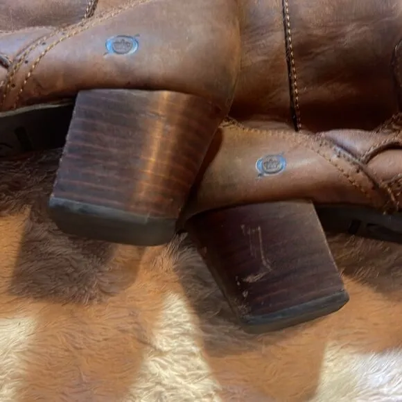Born leather boots, size 9M