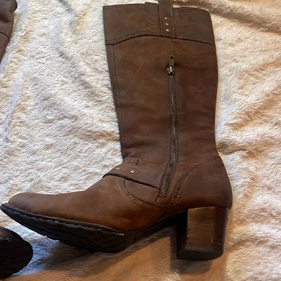 Born leather boots, size 9M