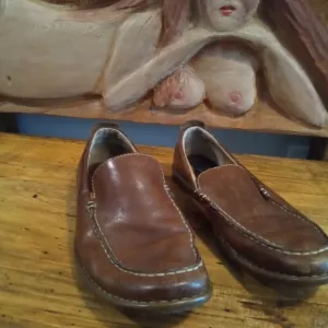 Born Men's Size 10.5 Casual Leather Slip-on Shoes